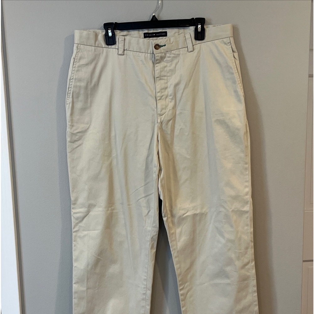 Tommy Hilfiger Classic Fit Chino Khaki Pants Mens Size 36x30